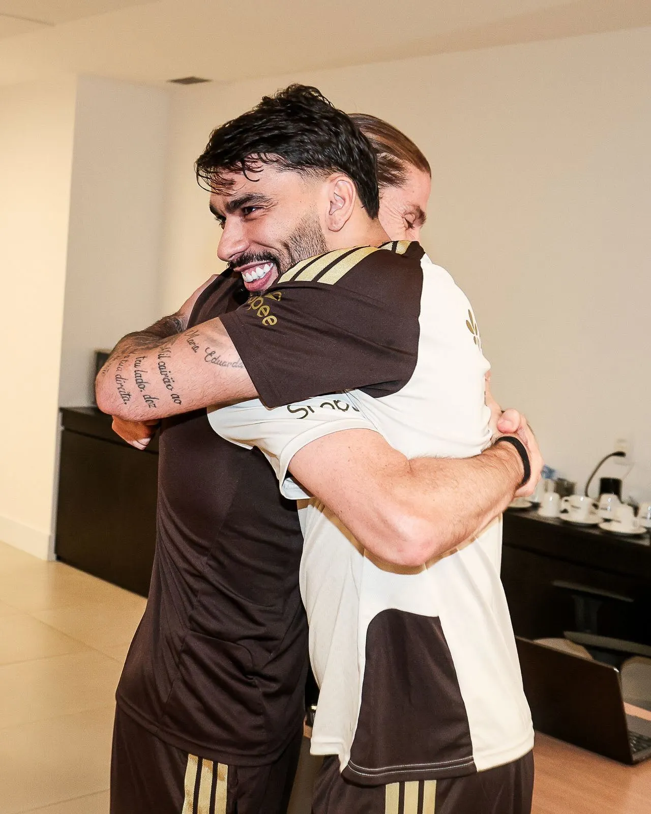 帕奎塔告别菲利佩:谢谢你为带我回归球队所做的一切