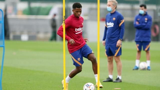 1616751877298086417.jpg img_epolo_20201106-173519_imagenes_md_terceros_entreno_betis_ansu-k0a-U492918345220sdD-980x554@MundoDeportivo-Web.jpg